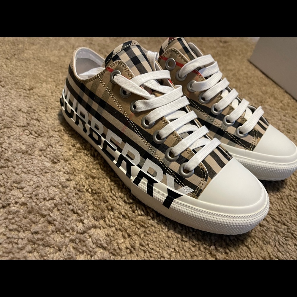 BURBERRY LARKHALL VINTAGE WOMENS